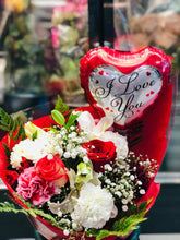 Load image into Gallery viewer, Valentine's Day Designer Bouquet