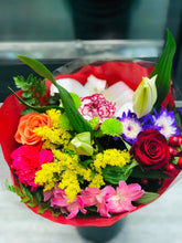 Load image into Gallery viewer, Designer's Bouquet Choice