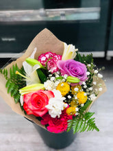 Load image into Gallery viewer, Designer's Bouquet Choice